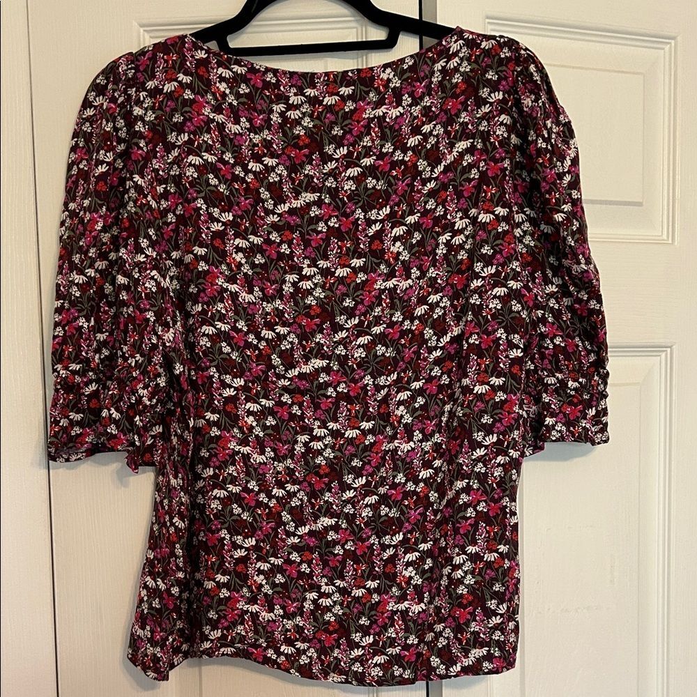 DRAPER JAMES RSVP Womens Cropped Ruffled Top Plum Multi Floral Size Medium - Picture 9 of 9